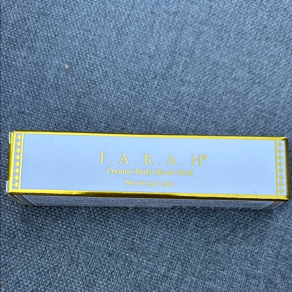 F.A.R.A.H Creamy Malai Blush Stick SHE CREAMY New - Picture 1 of 1
